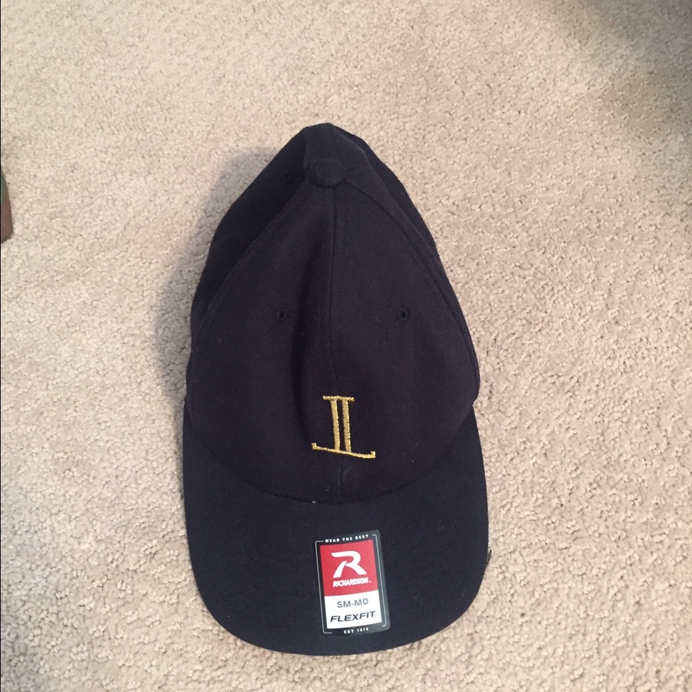 Luchesse cap! Worn once